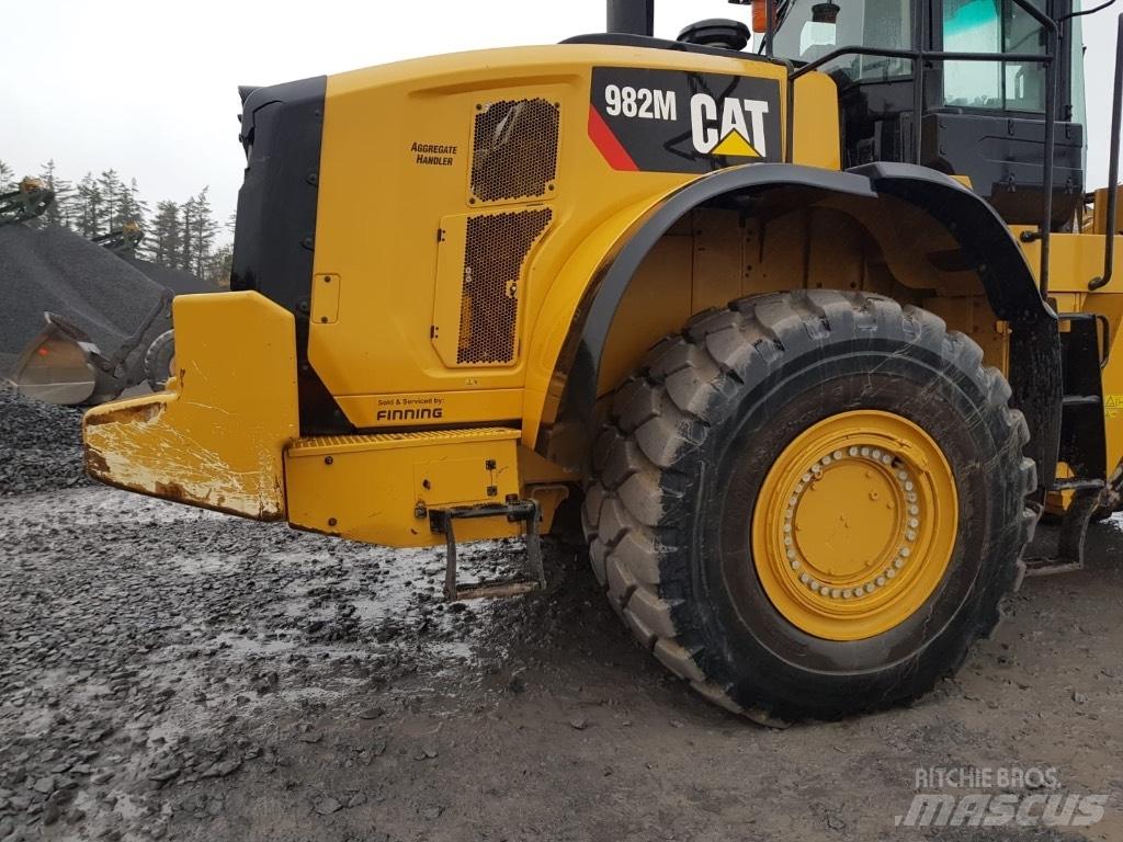 CAT 982m Carregadeiras de rodas