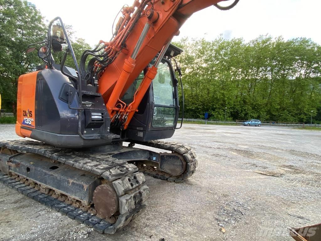 Hitachi ZX 135 US-6 Escavadeiras de esteiras