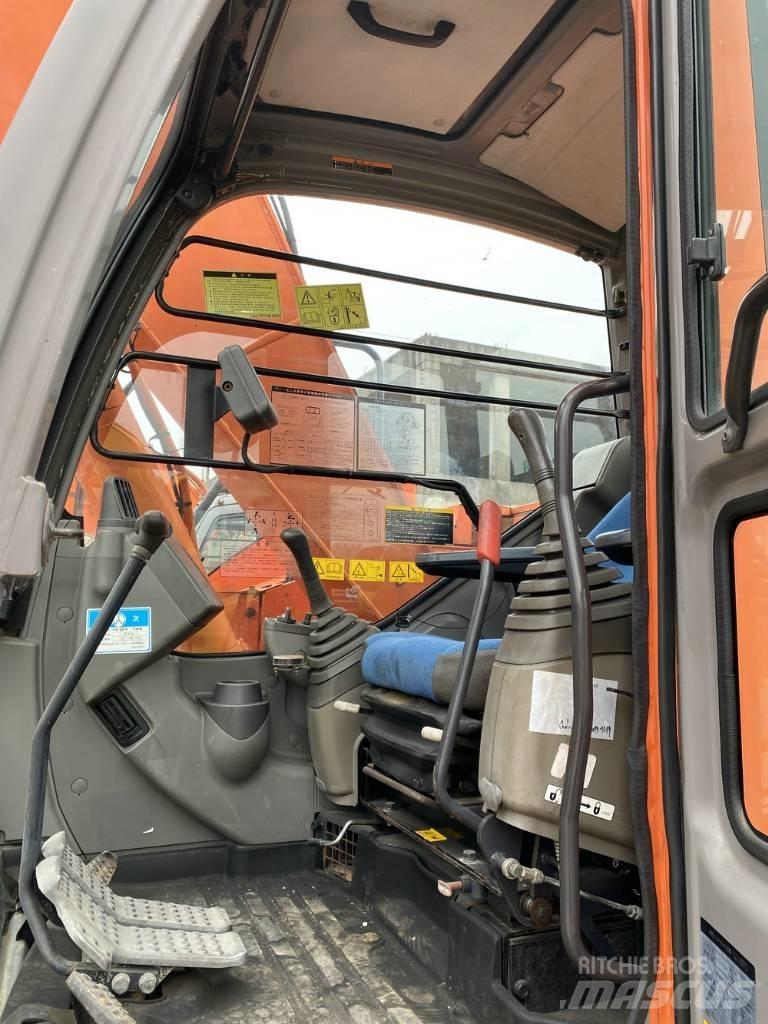 Hitachi 135 Escavadeiras de esteiras