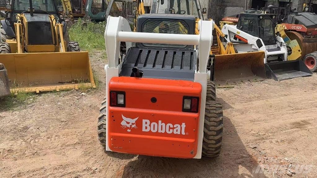 Bobcat S 300 Minicarregadeiras