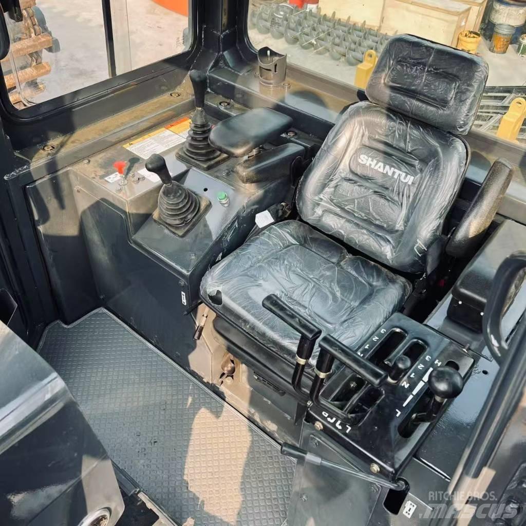 Shantui SD 22 Dozers - Tratores rastos
