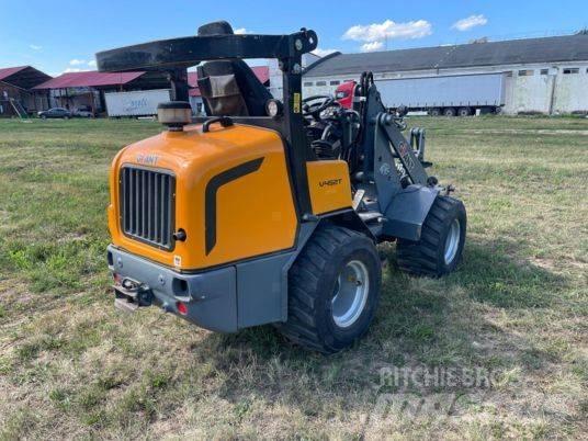 GiANT V 452 T Carregadora multifunções