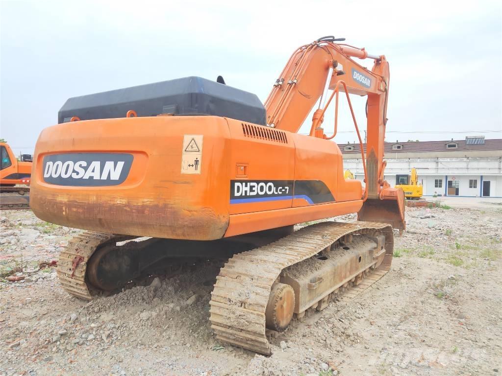 Doosan DH 300 LC-7 Escavadeiras de esteiras