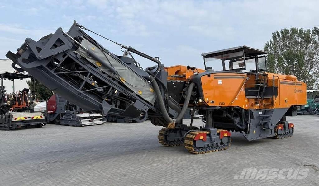 Wirtgen W 250i Moinhos de asfalto a frio