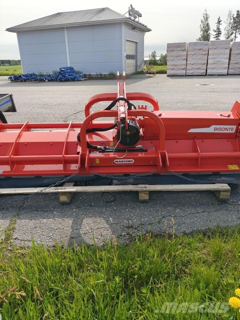 Maschio Bisonte 300 Gadanheiras e cortadores de folhas para pastos