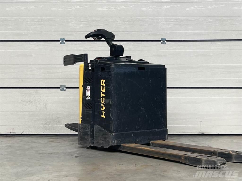 Hyster P2.0S Porta palettes