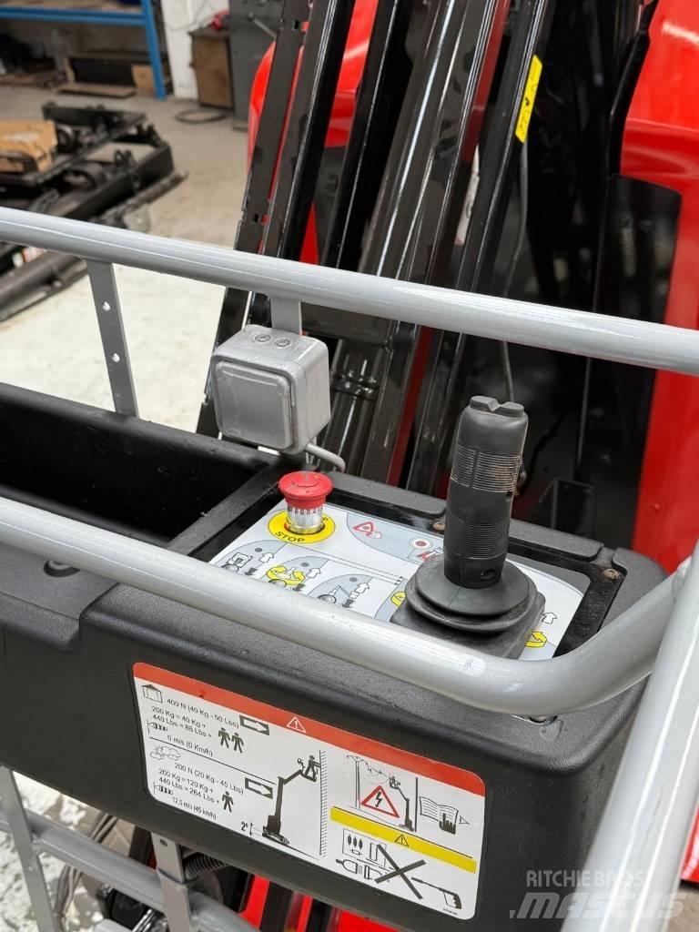 Manitou 100 VJR Outros elevadores e plataformas