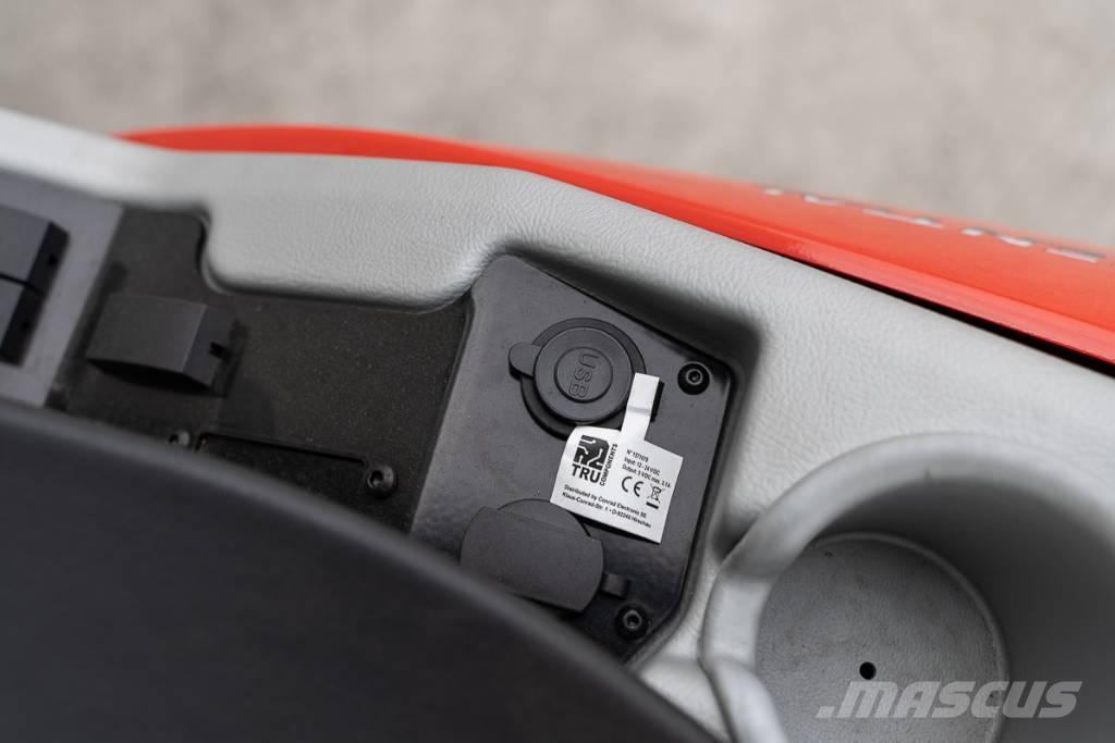 Manitou MLA 3-25 HC Mini carregadoras