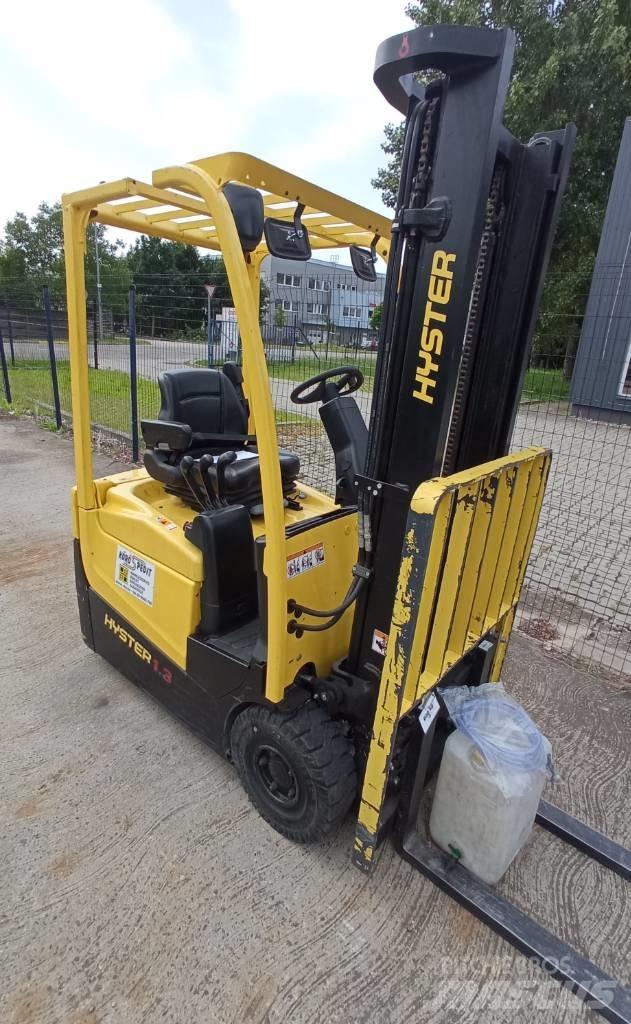 Hyster A 1.3 XNT Empilhadores eléctricos