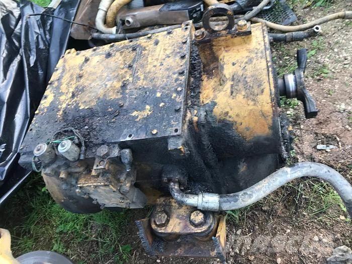 CAT 763 Transmissăo