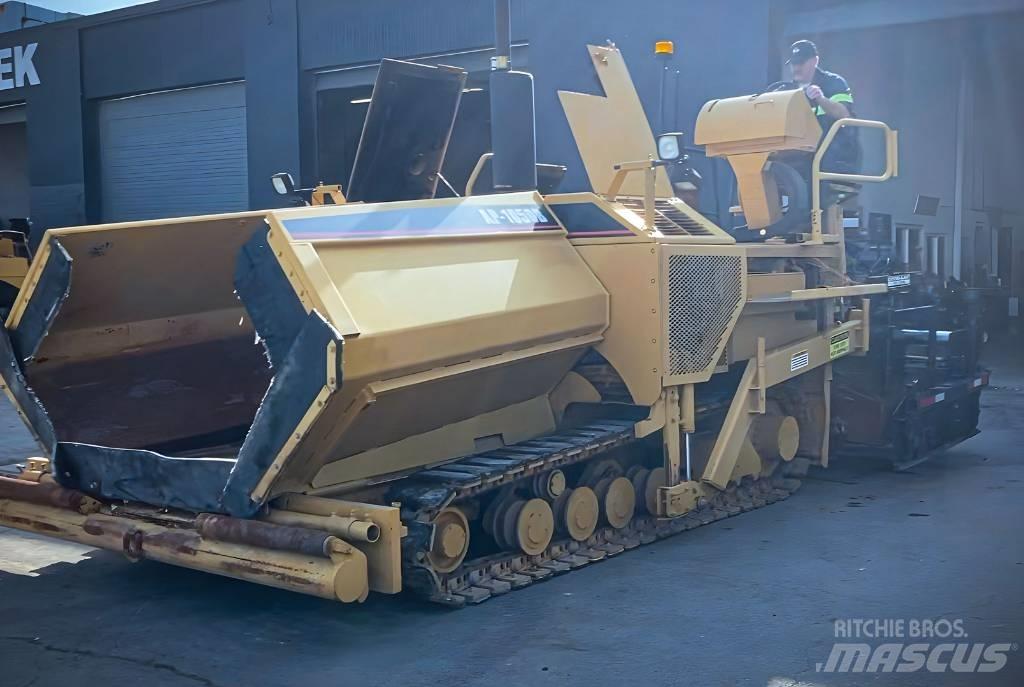 CAT AP 1050 B Espalhadoras de asfalto