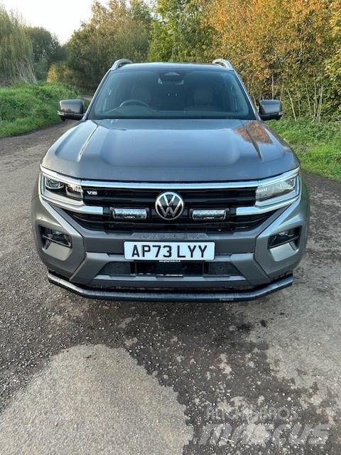 Volkswagen Amarok Pick up de caixa aberta