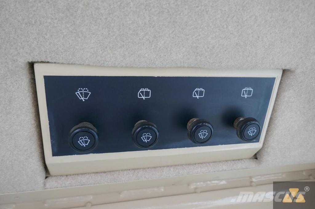 CAT D9R Ex-army Dozers - Tratores rastos