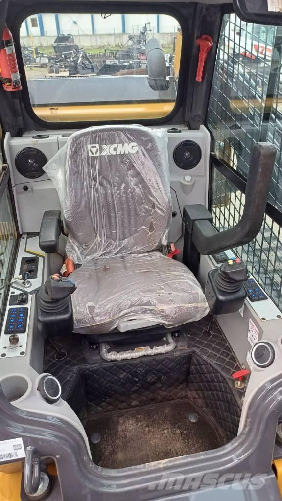 XCMG XC7-TV12 Carregadoras de lagartas