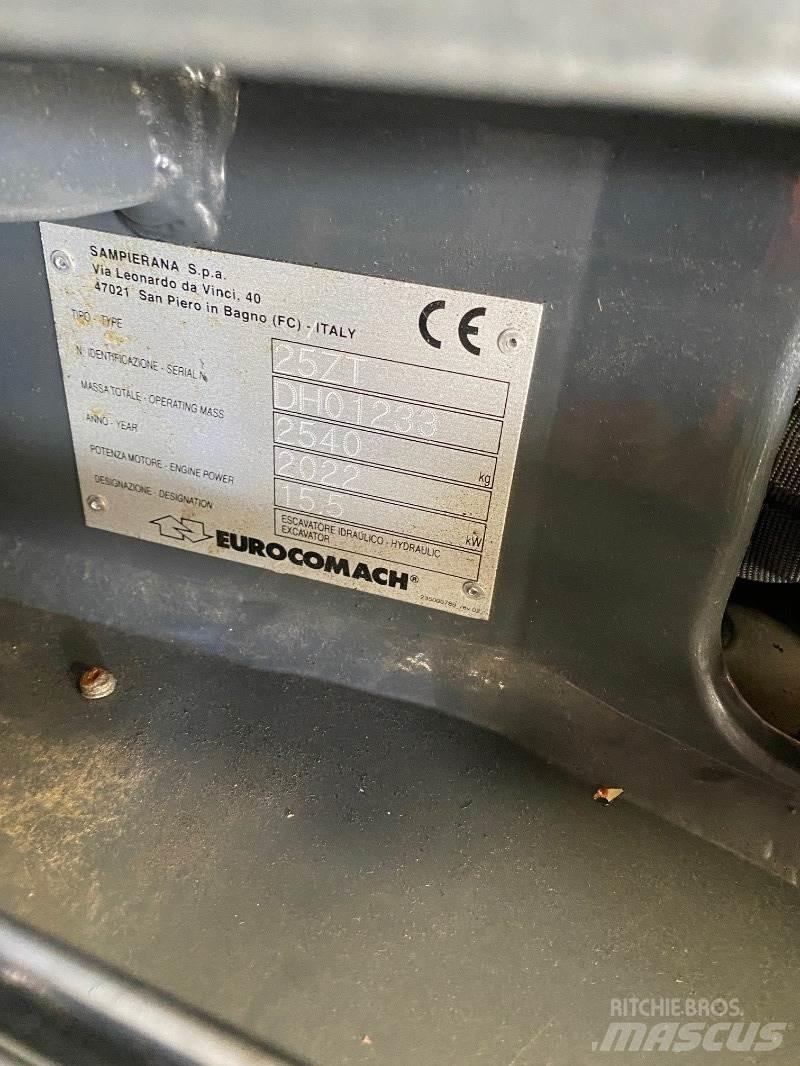 Eurocomach 25ZT Miniescavadeiras
