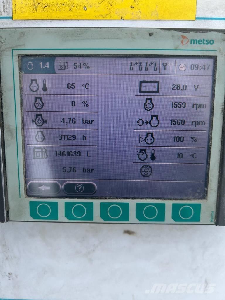 Metso LT 330 D Britadeiras