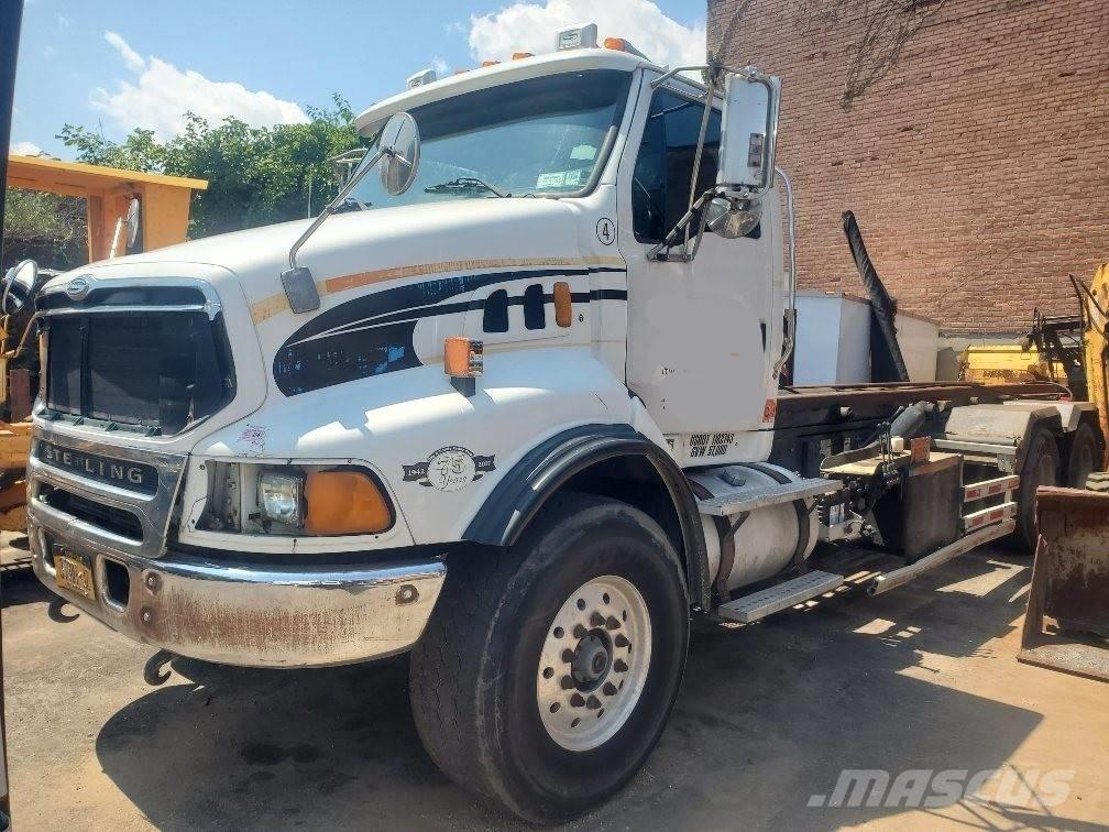 Sterling LT 9500 Camiões caixa desmontável com elevador de cabo