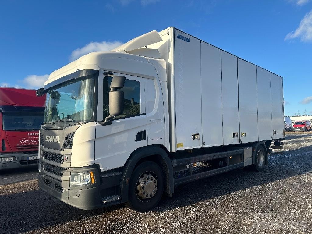 Scania P250 Caminhões de caixa fechada