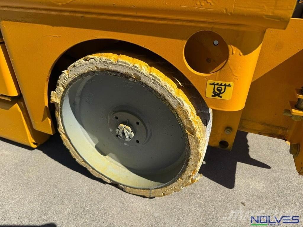 Haulotte COMPACT8 Elevadores de tesoura