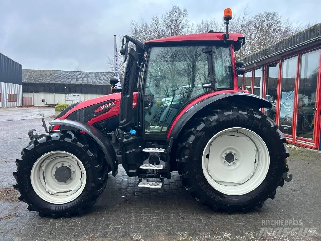 Valtra G 115 Active Tratores Agrícolas usados