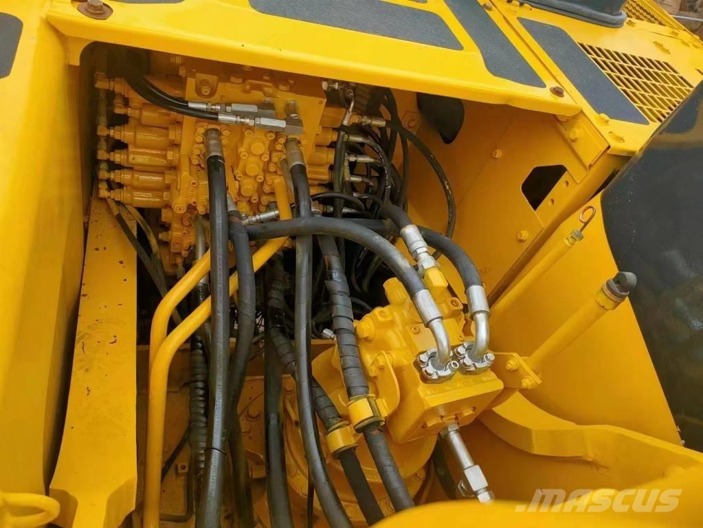 Komatsu PC 220-7 Escavadeiras de esteiras