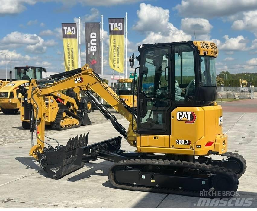 CAT 302.7 CR Miniescavadeiras
