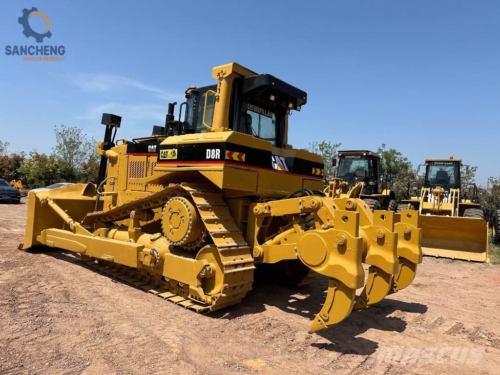 CAT D8R Dozers - Tratores rastos