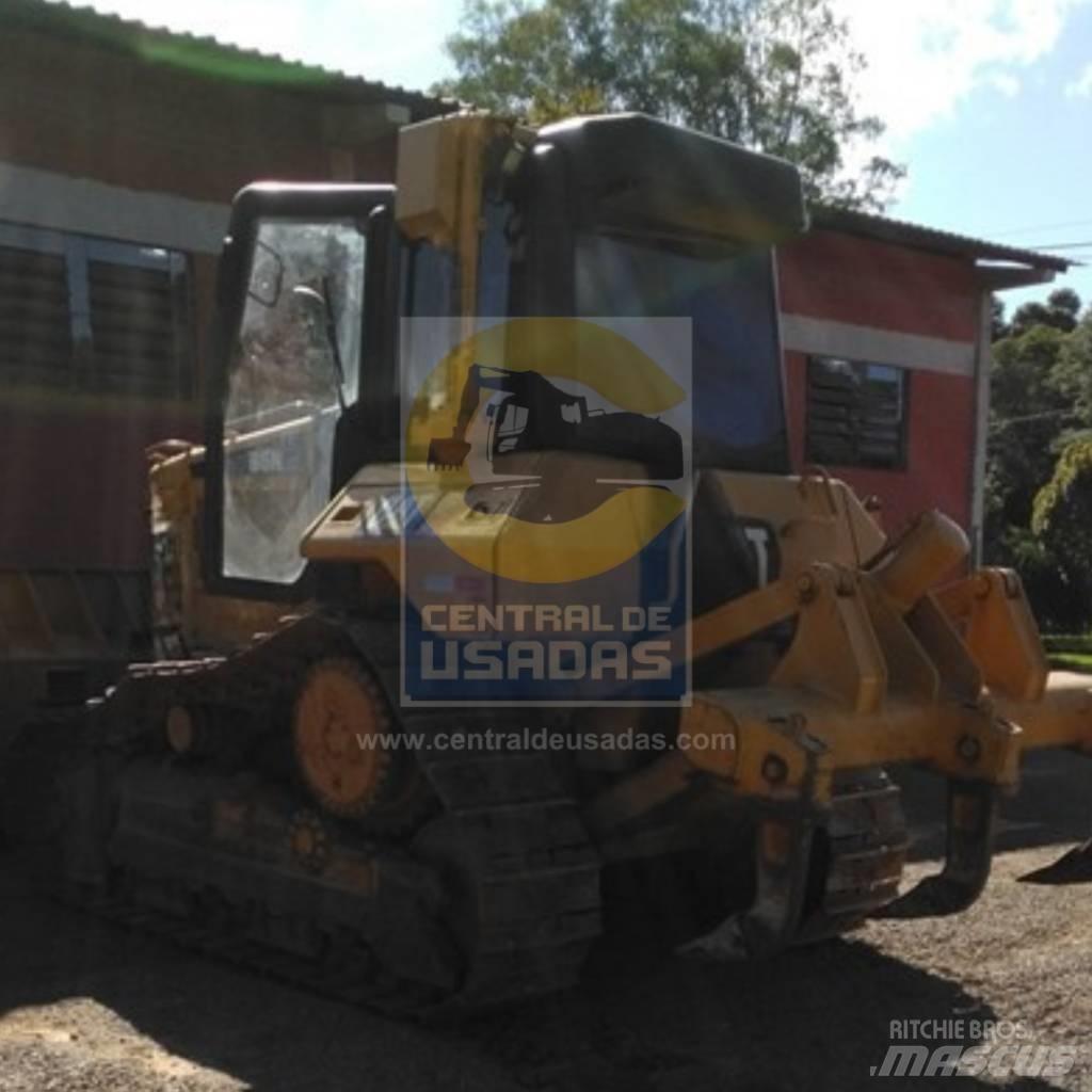 CAT D 6 N XL Dozers - Tratores rastos