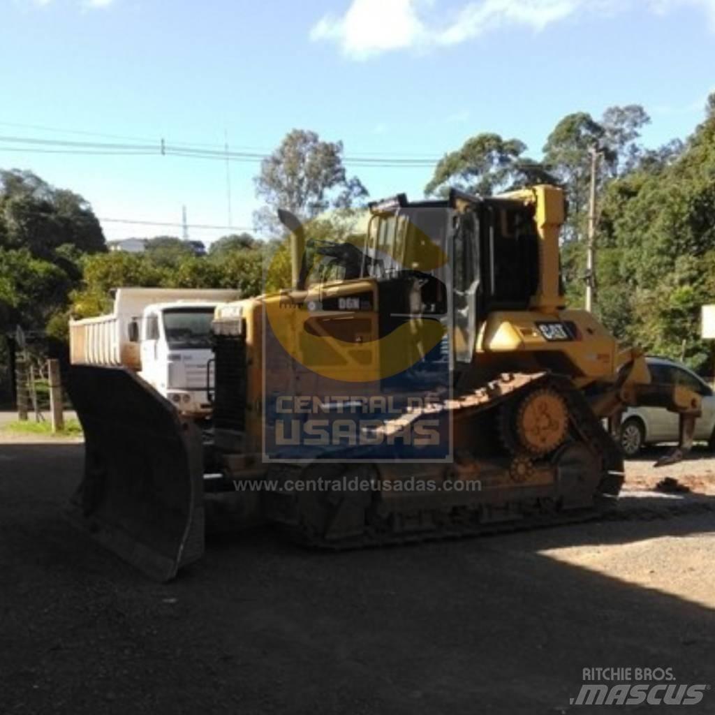 CAT D 6 N XL Dozers - Tratores rastos
