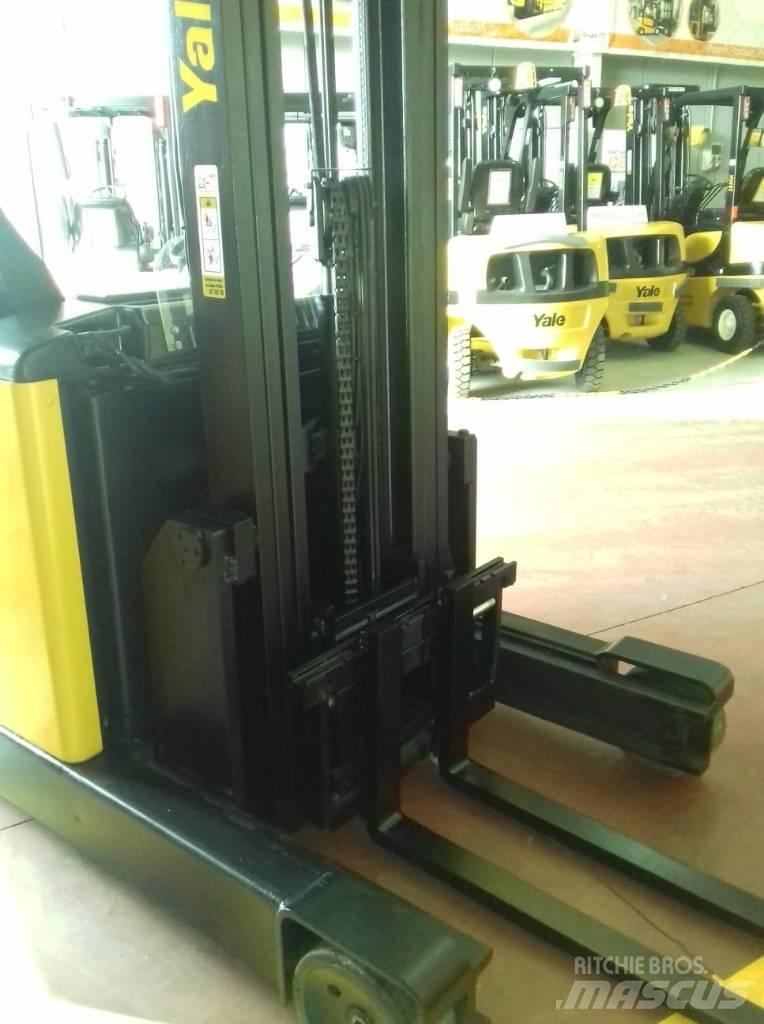 Yale MR14 Empilhadores Elevadores