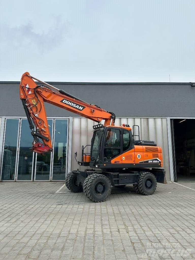 Doosan DX 190 W-7 Escavadoras de rodas