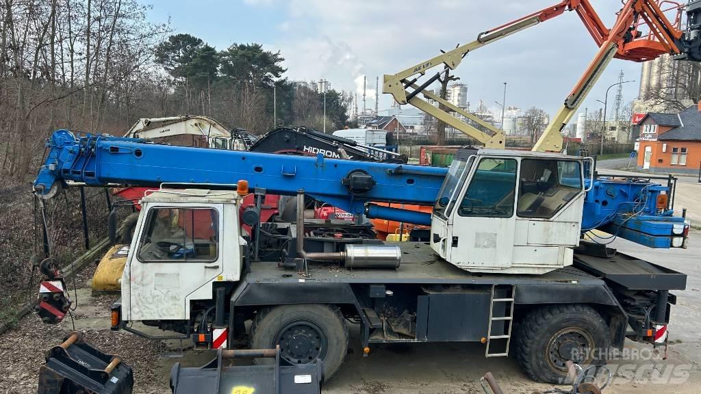 Liebherr LTM 1025 Gruas Todo terreno