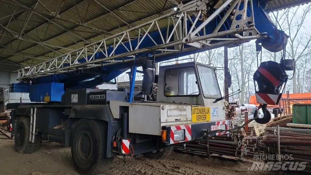 Liebherr LTM 1025 Gruas Todo terreno