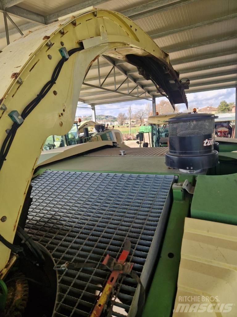 Krone Big X 800 Forrageiras auto-propulsionadas