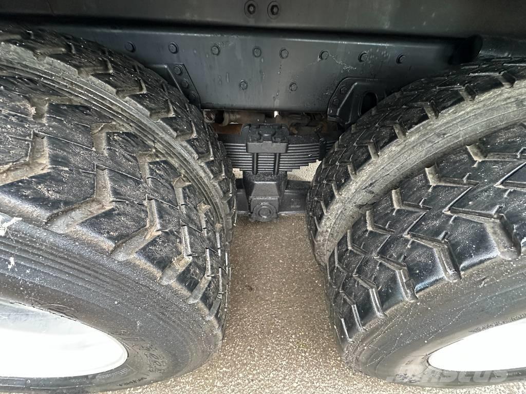 Freightliner 114 SD Camiões Aspiradores Combi