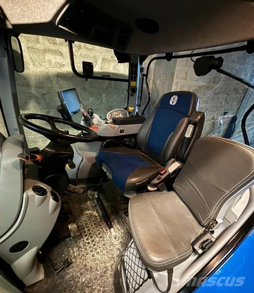 New Holland T 7.225 Tratores Agrícolas usados