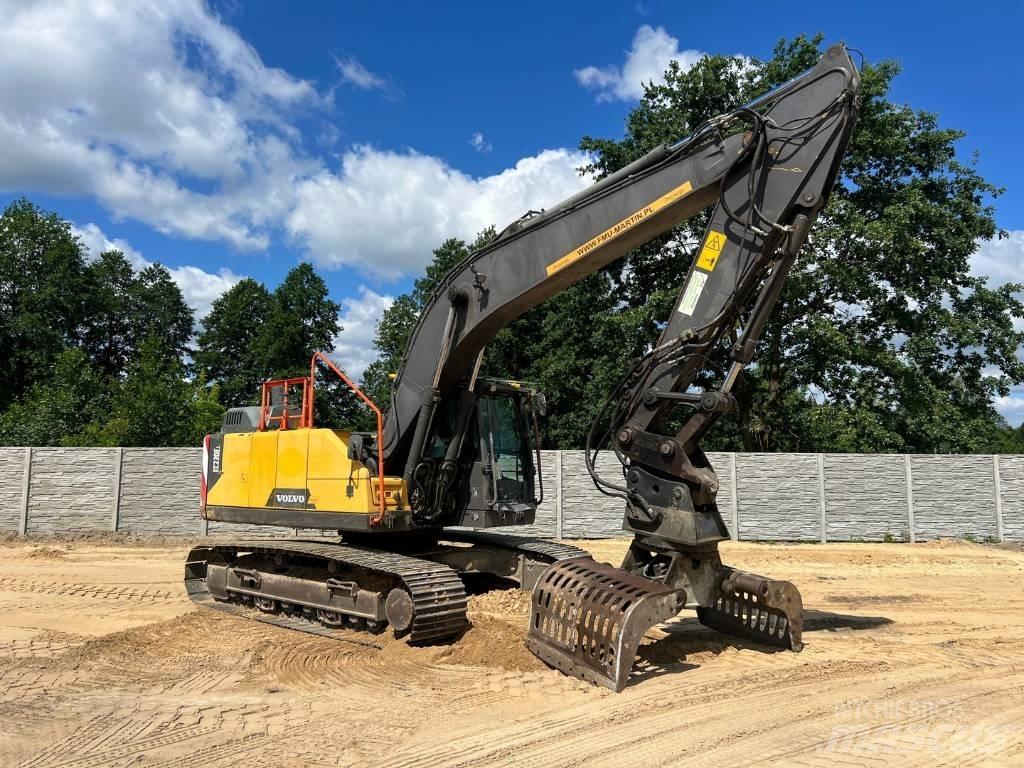 Volvo EC 220 DL Escavadeiras de esteiras