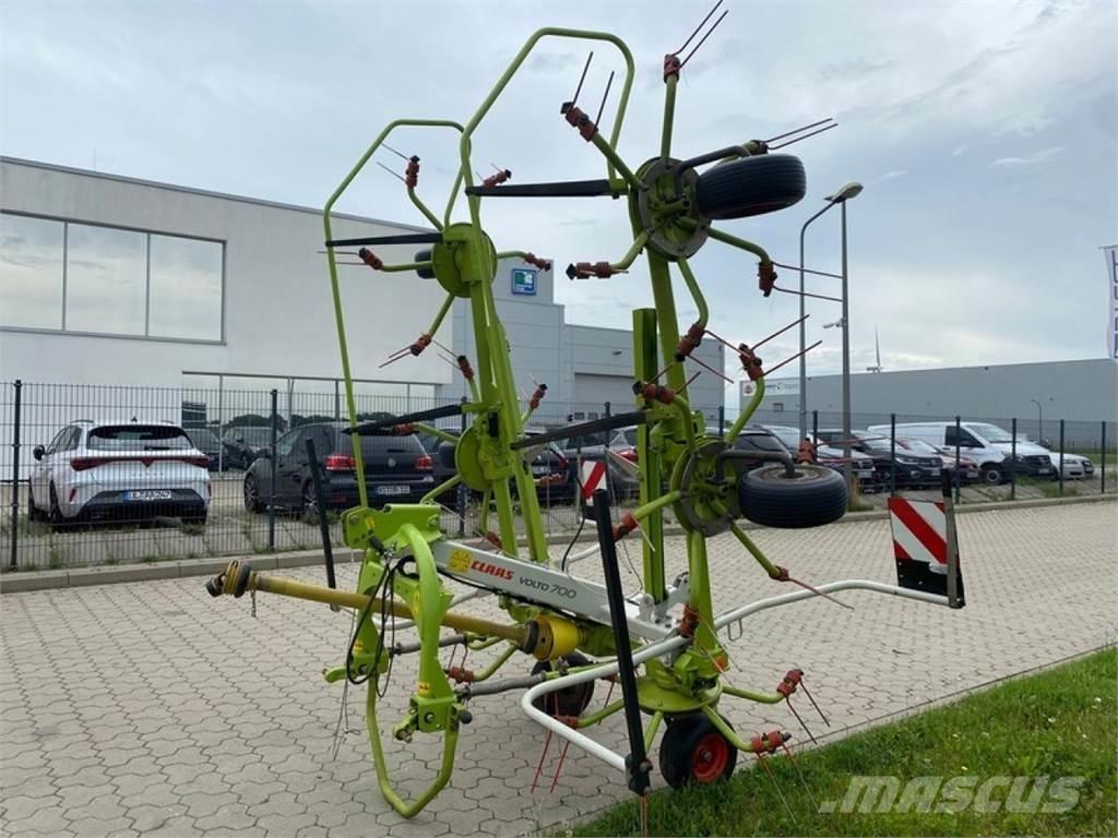 CLAAS VOLTO 700 Ancinho virador