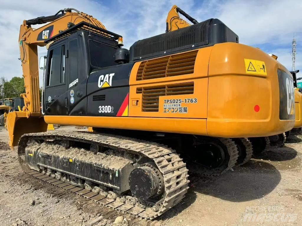 CAT 330 D2 Escavadoras Midi 7t - 12t