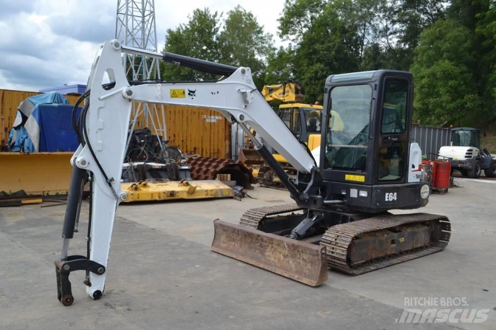 Bobcat E64 Miniescavadeiras
