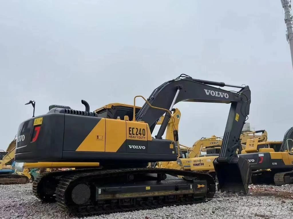Volvo EC 240 Escavadeiras de esteiras