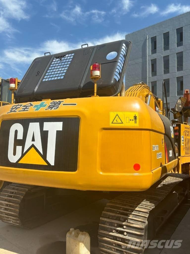 CAT 320D Escavadeiras de esteiras