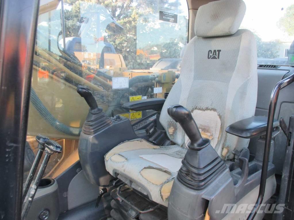 CAT 323 D L Escavadeiras de esteiras