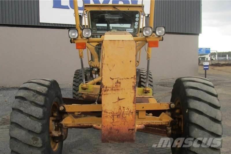 CAT 140H Motoniveladoras