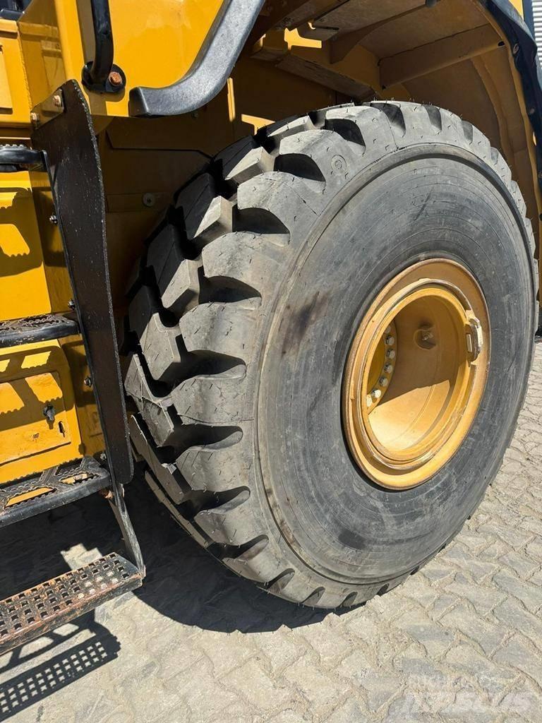 CAT 966 K Carregadeiras de rodas