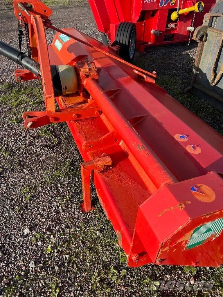 Agrimaster KP 3000 S Gadanheiras e cortadores de folhas para pastos