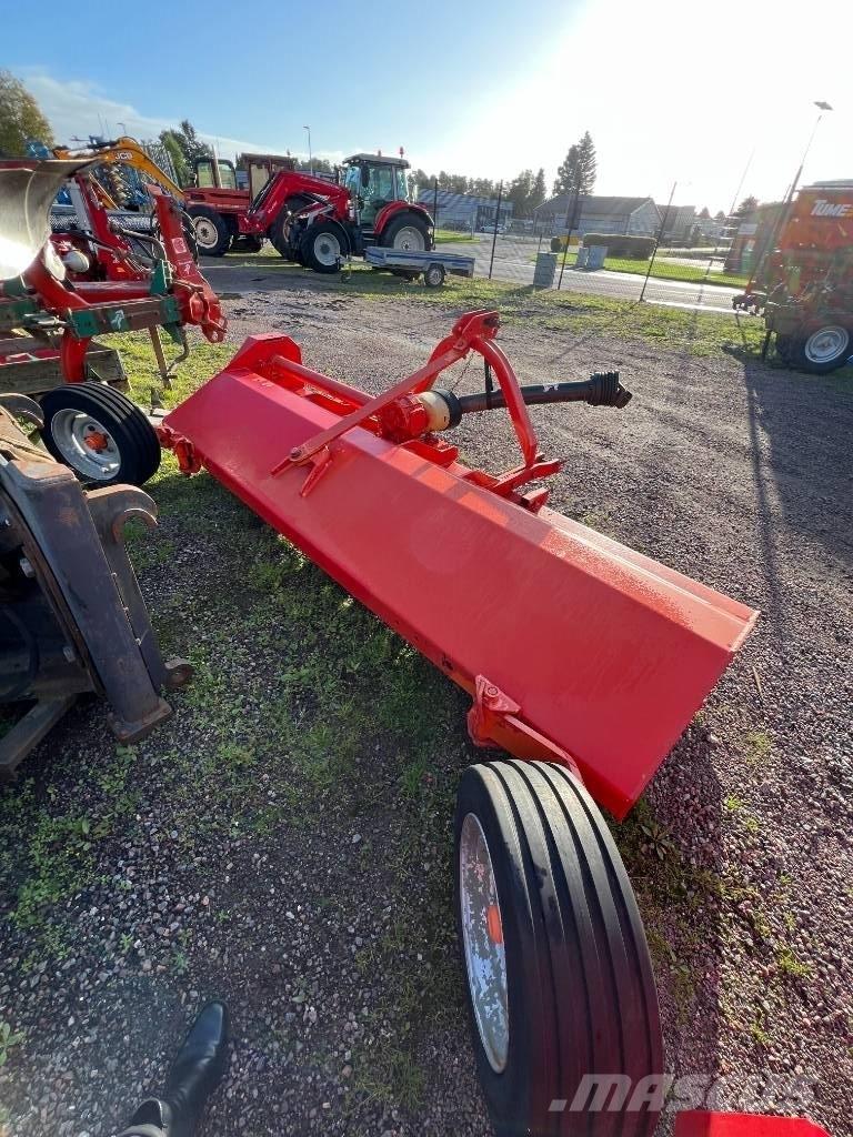 Agrimaster KP 3000 S Gadanheiras e cortadores de folhas para pastos