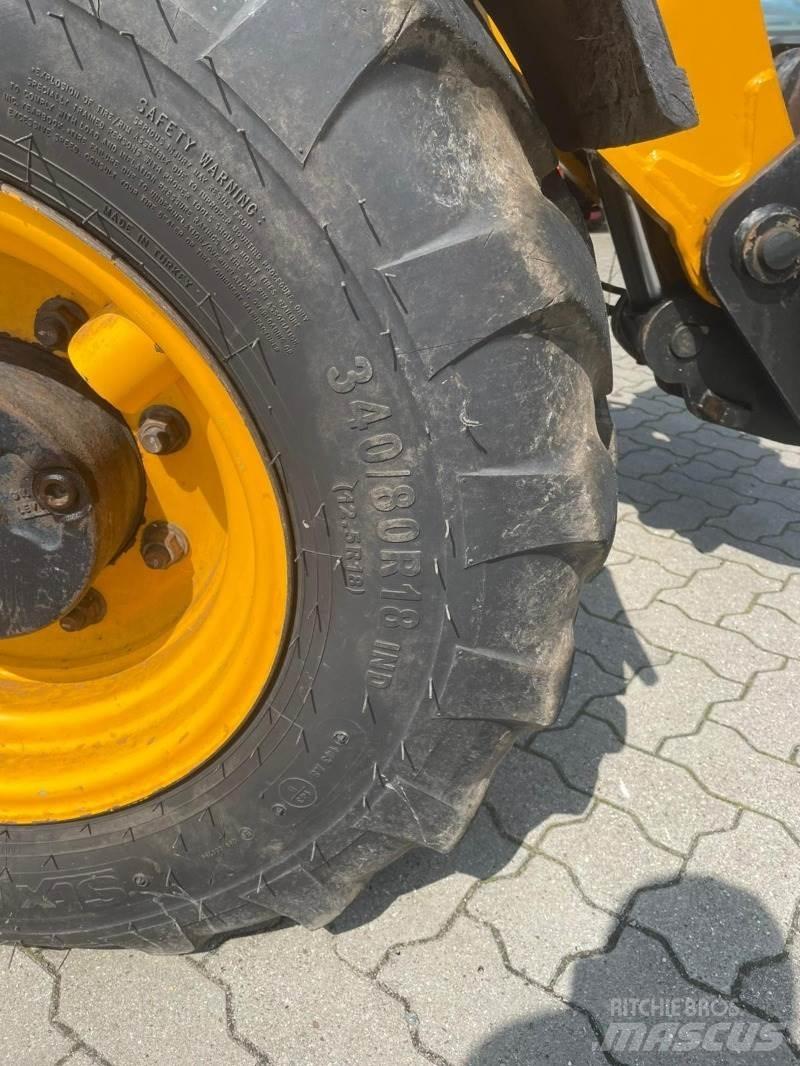 JCB 525.60 Manipulador telescópico