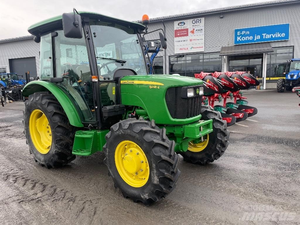 John Deere 5055 E Tratores Agrícolas usados