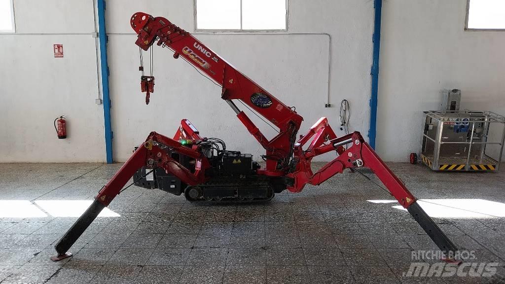 Unic URW 095 Mini gruas